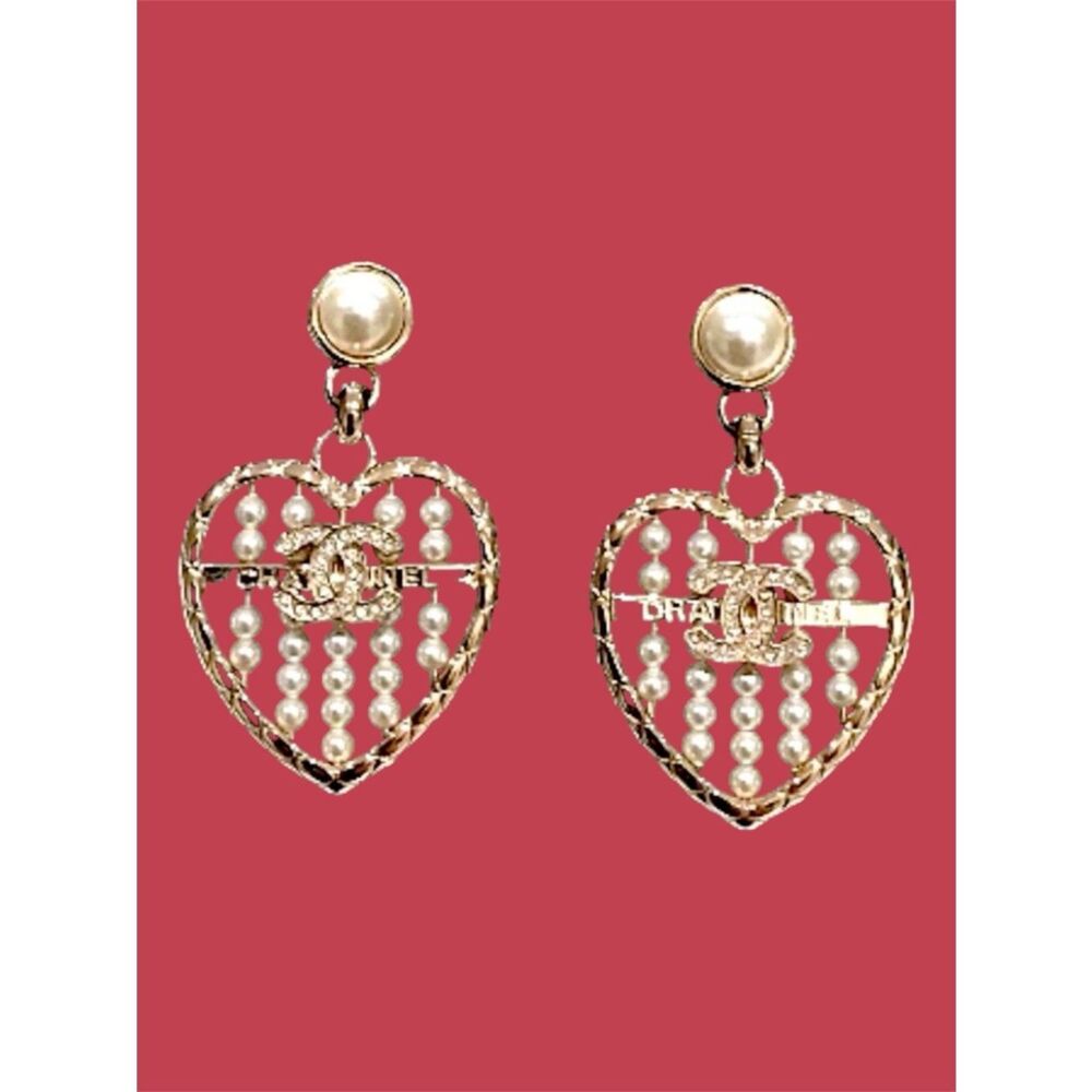 CHANEL Gold Heart Earrings with Pearl and diamond Accents